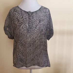 Banana Republic white, grey, dark grey blouse.